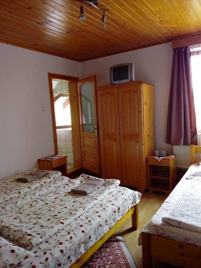 Ibolya-Imola Bed & Breakfast Praid Eksteriør bilde